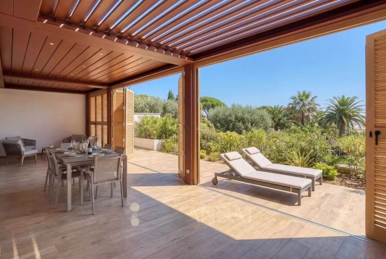 Appartamento a Cannes, Francia, 122 m² - foto 1