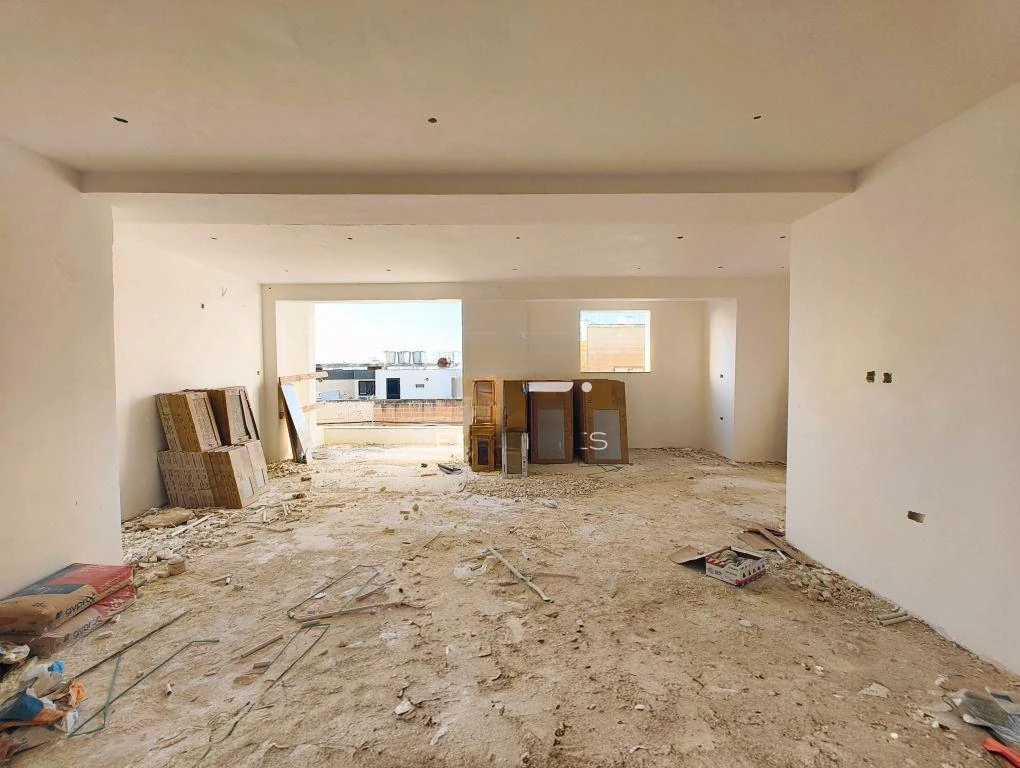 Flat in San Lawrenz, Malta, 149 m² - picture 1