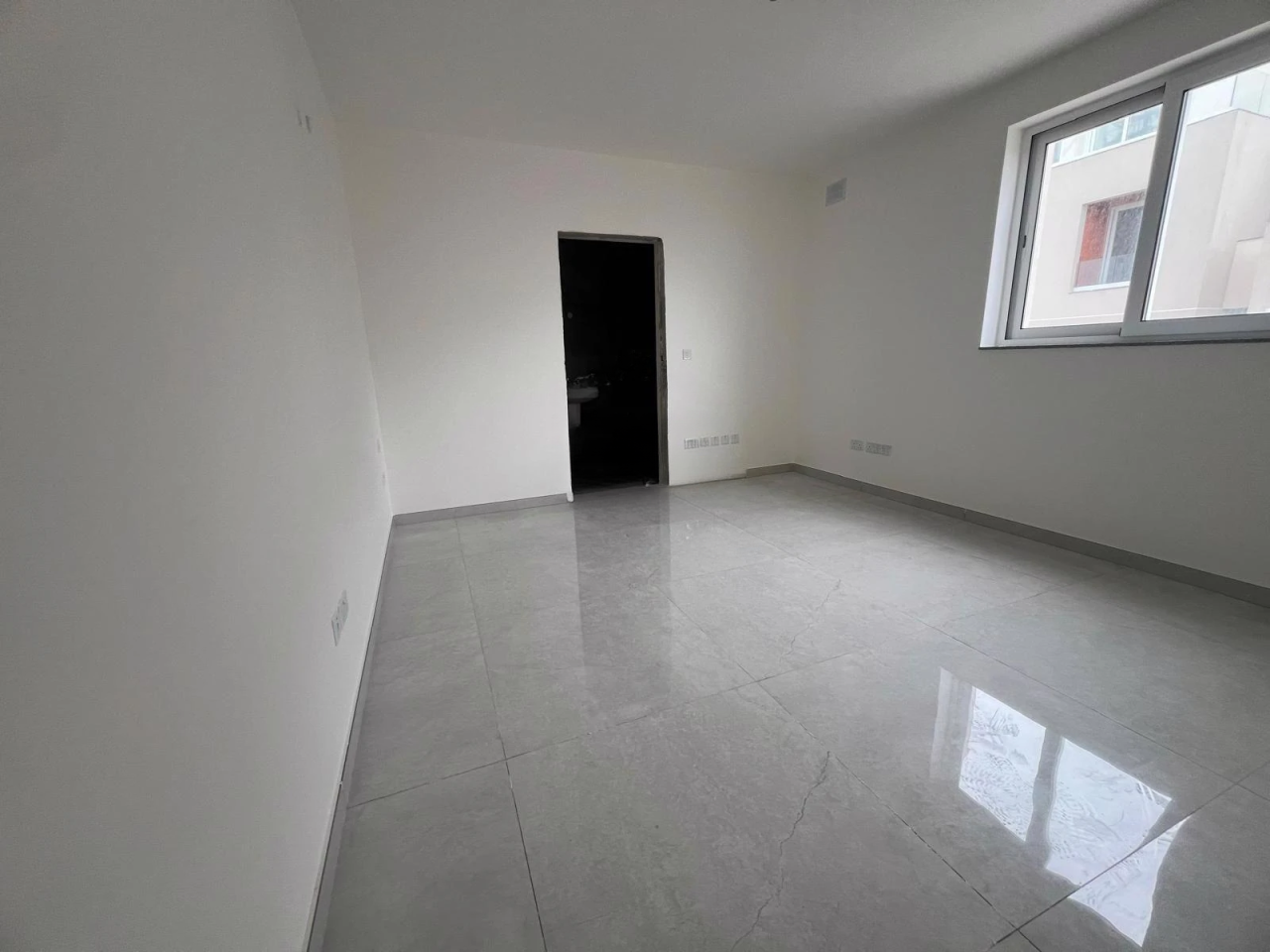 Piso en San Lawrenz, Malta, 106 m² - imagen 1