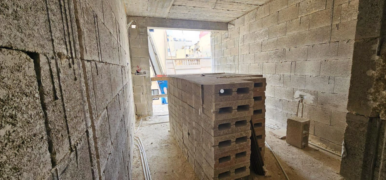 Flat in Gzira, Malta, 96 m² - picture 1