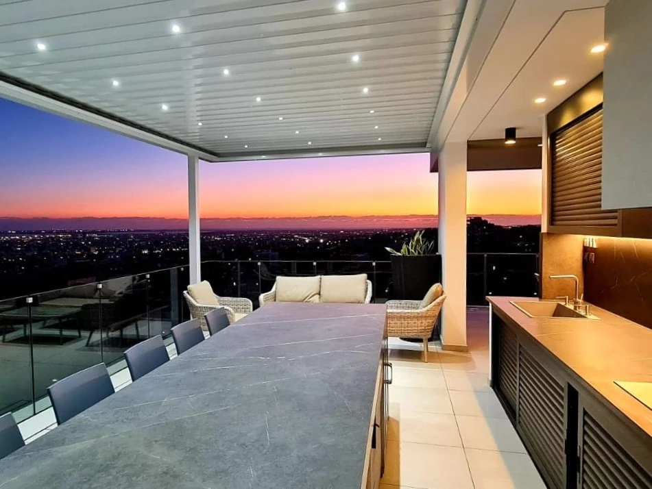 Piso en Mesa Geitonia, Chipre, 133 m² - imagen 2