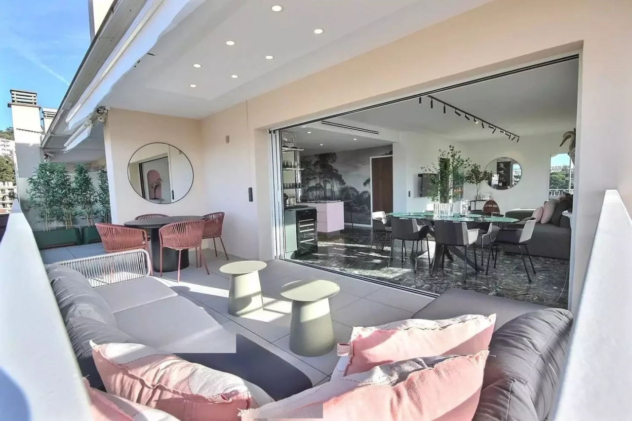 House in Cannes, France, 97 m² - picture 2