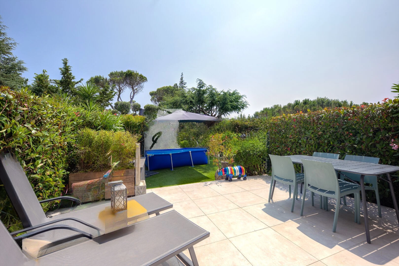House in Cannes, France, 98 m² - picture 2