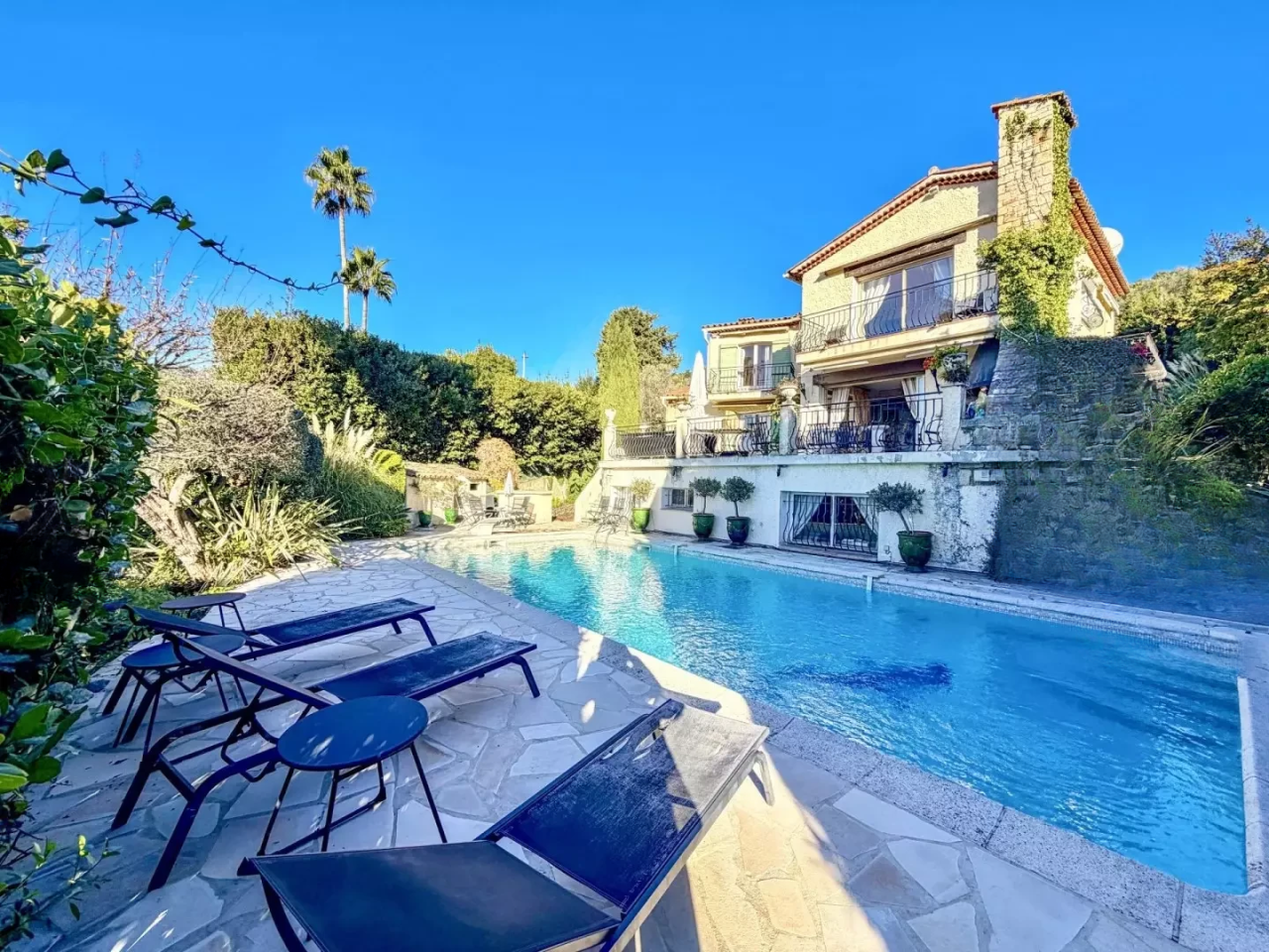Flat in Cannes, France, 385 m² - picture 3
