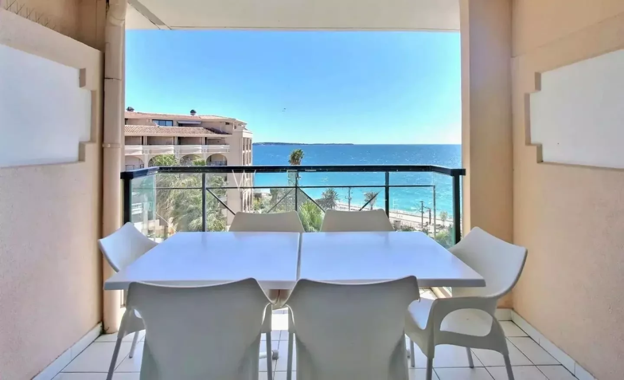 Flat in Cannes, France, 45 m² - picture 4