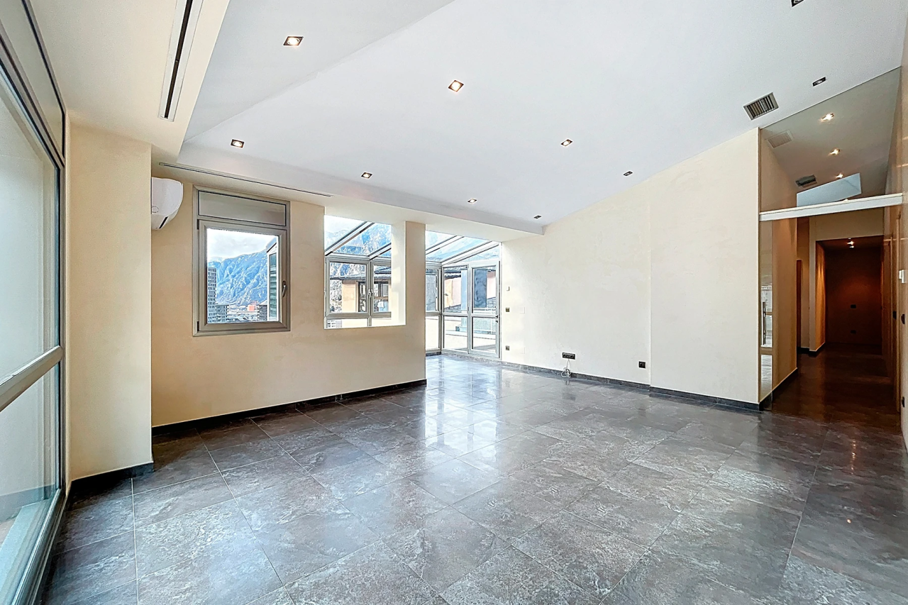 Flat in Les Escaldes, Andorra, 215 m² - picture 5