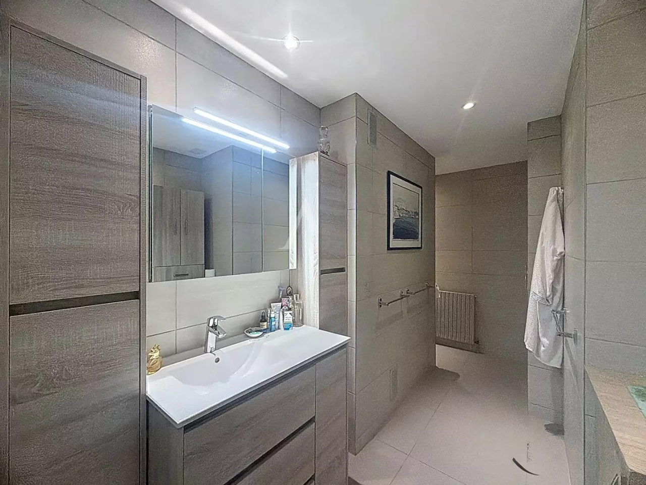 Flat in Cannes, France, 55 m² - picture 6