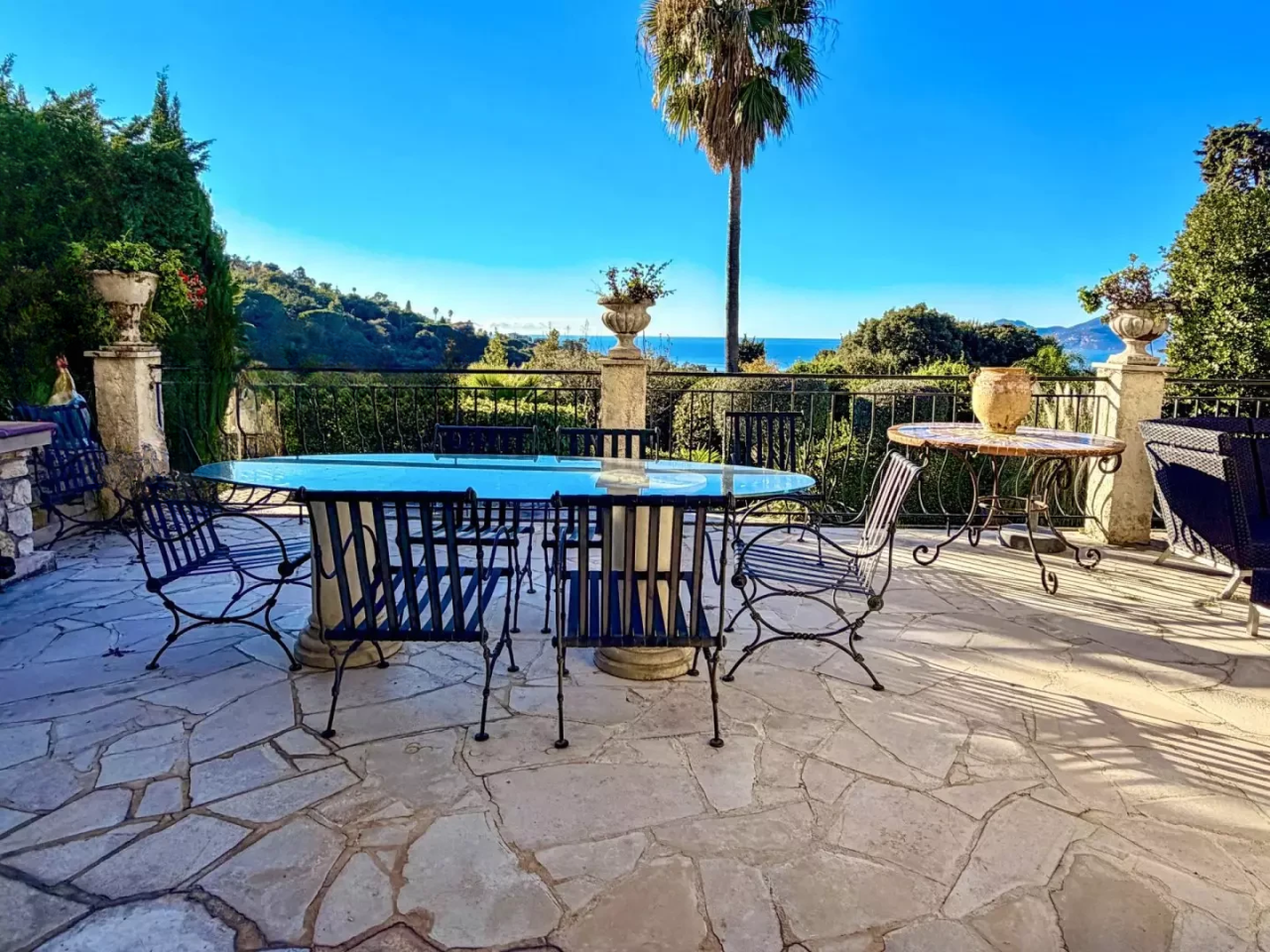 Flat in Cannes, France, 385 m² - picture 6