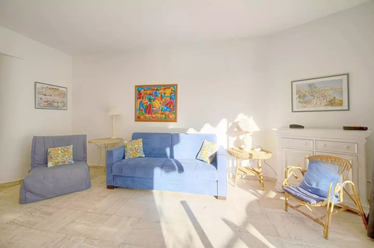Flat in Cannes, France, 46 m² - picture 6