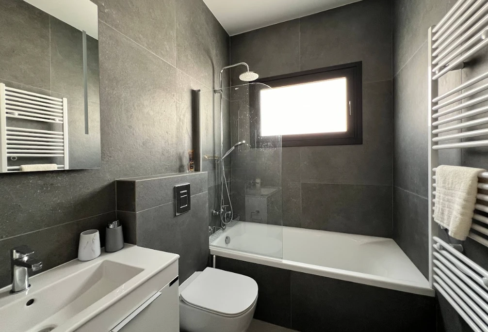 Flat in Germasogeia, Cyprus, 197 m² - picture 7