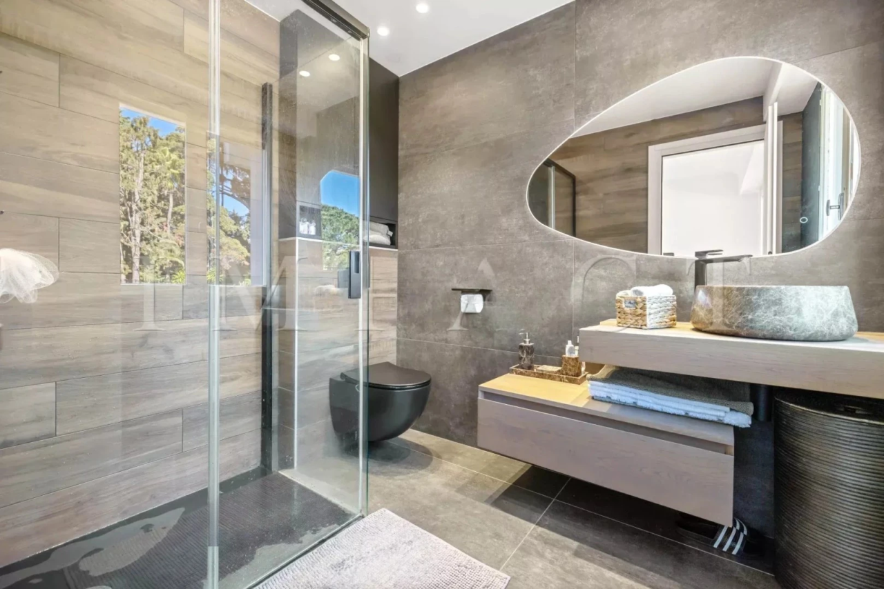 House in Cannes, France, 86 m² - picture 10