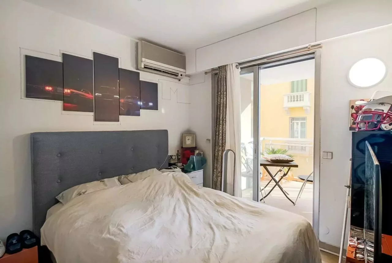 Flat in Cannes, France, 132 m² - picture 11