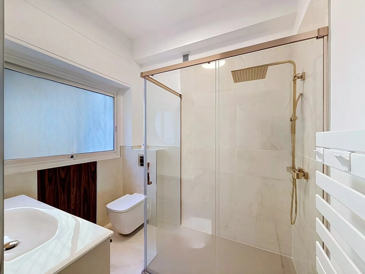 Flat in Cannes, France, 137 m² - picture 11