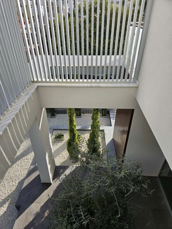 Flat in Limassol, Cyprus, 300 m² - picture 11