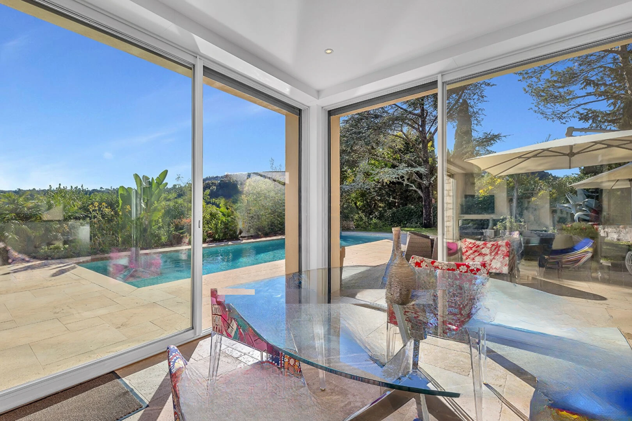 Flat in Cannes, France, 175 m² - picture 11