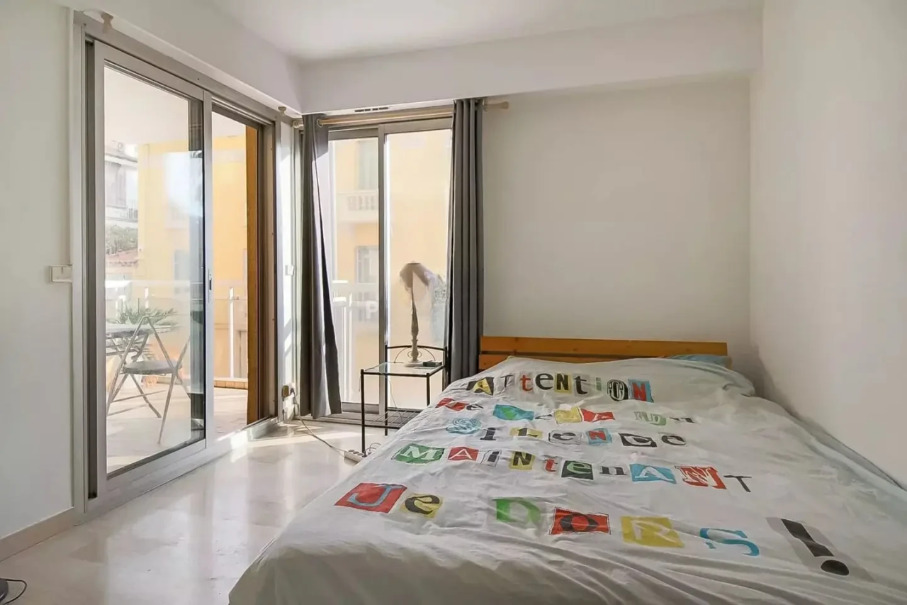 Flat in Cannes, France, 132 m² - picture 12