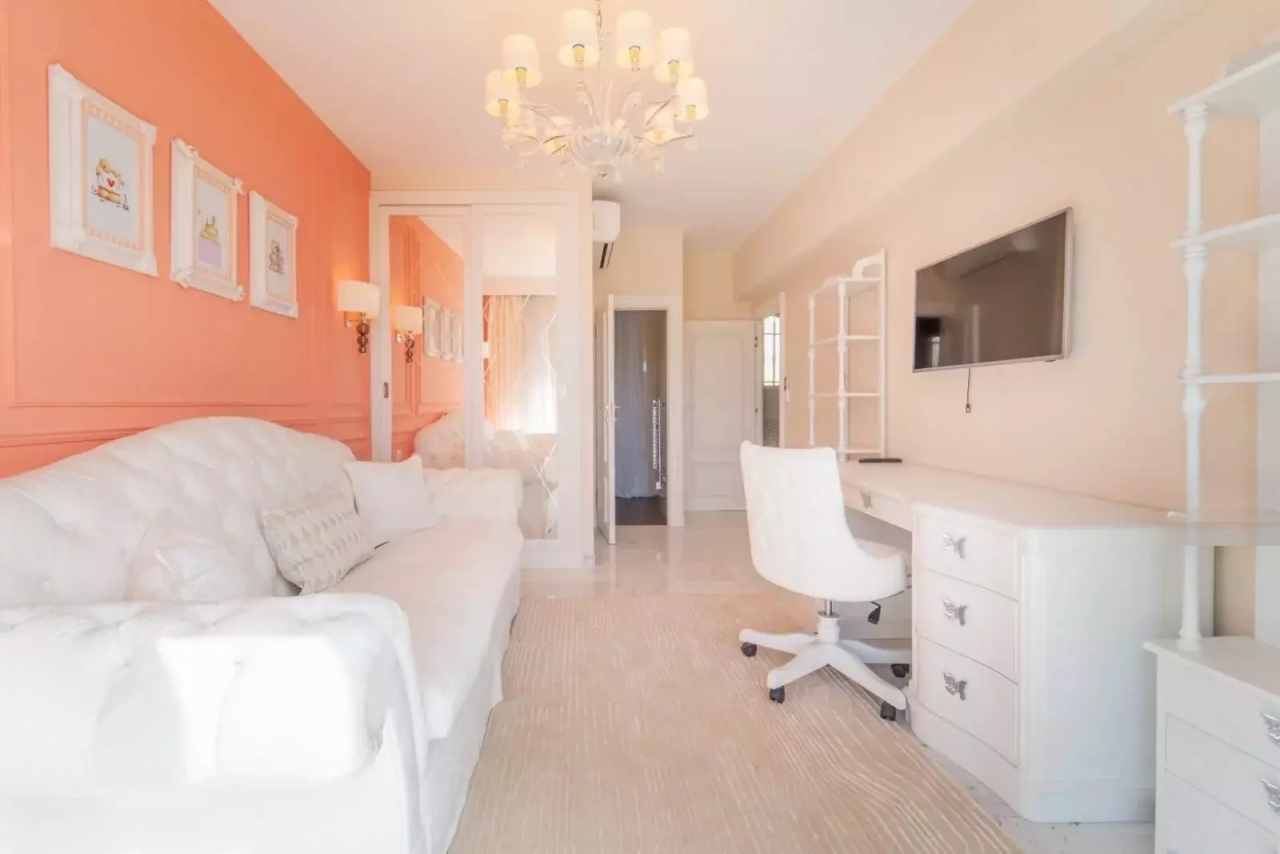 Flat in Cannes, France, 443 m² - picture 12
