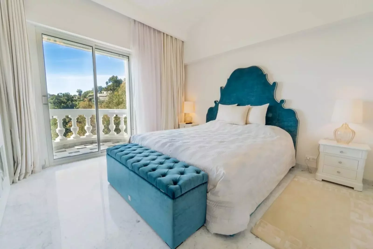 Flat in Cannes, France, 443 m² - picture 15
