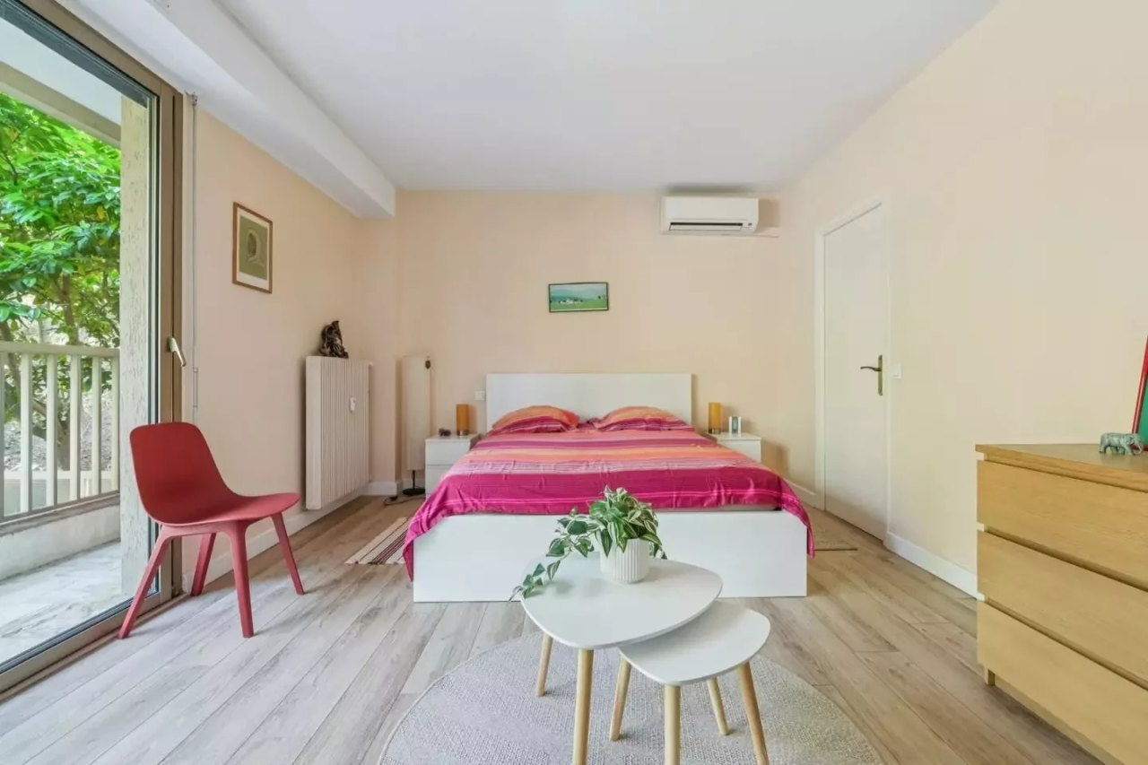 House in Cannes, France, 89 m² - picture 19