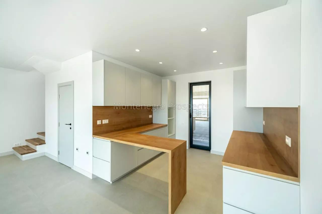 Townhouse in Kavac, Montenegro, 130 m² - picture 10