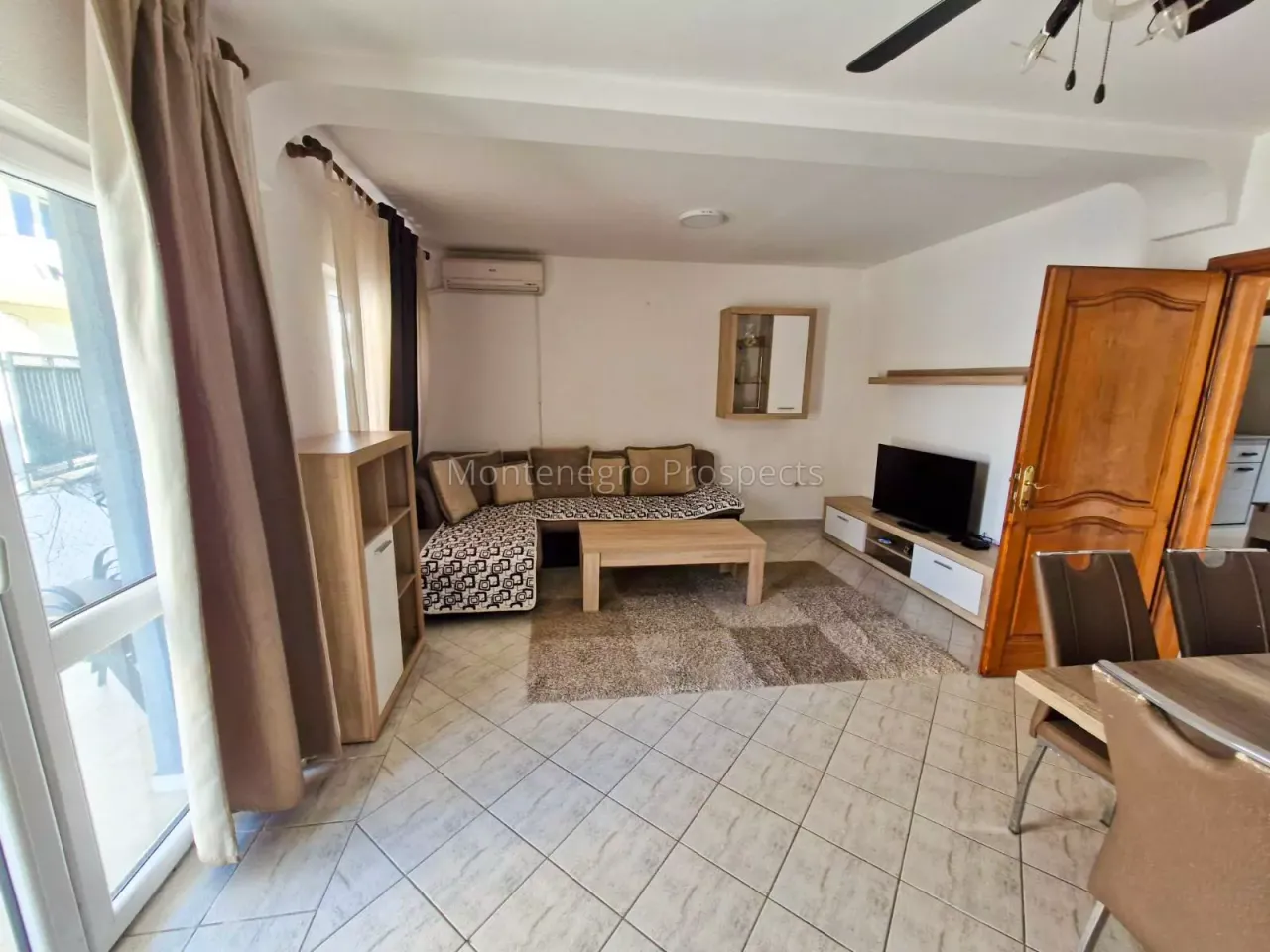 Hotel in Bar, Montenegro, 400 m² - picture 17
