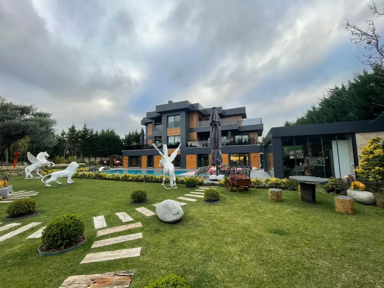 Villa en Estambul, Turquia, 600 m² - imagen 2