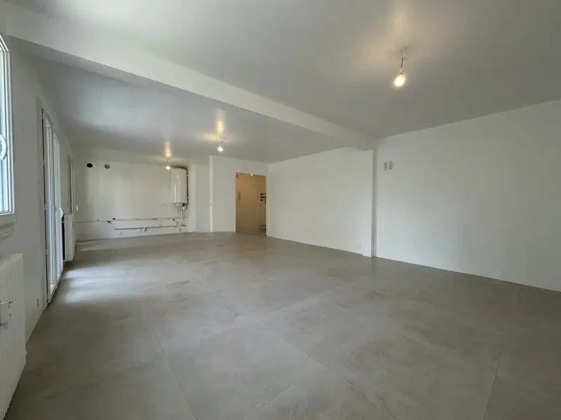 Flat in Cannes, France, 99 m² - picture 3