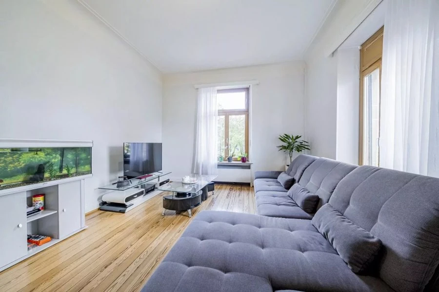 Flat in Luxembourg, Luxembourg, 313 m² - picture 7