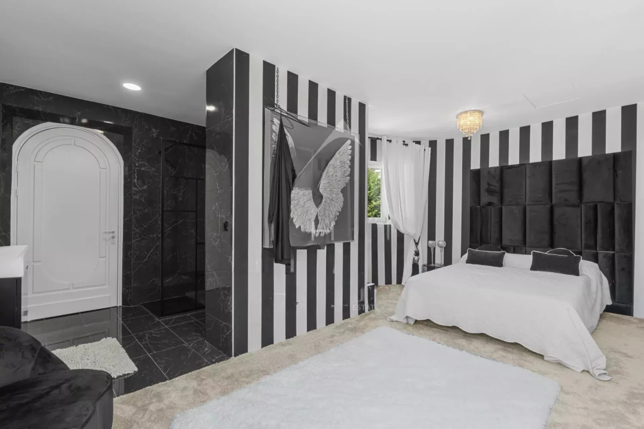 Flat in Cannes, France, 500 m² - picture 7