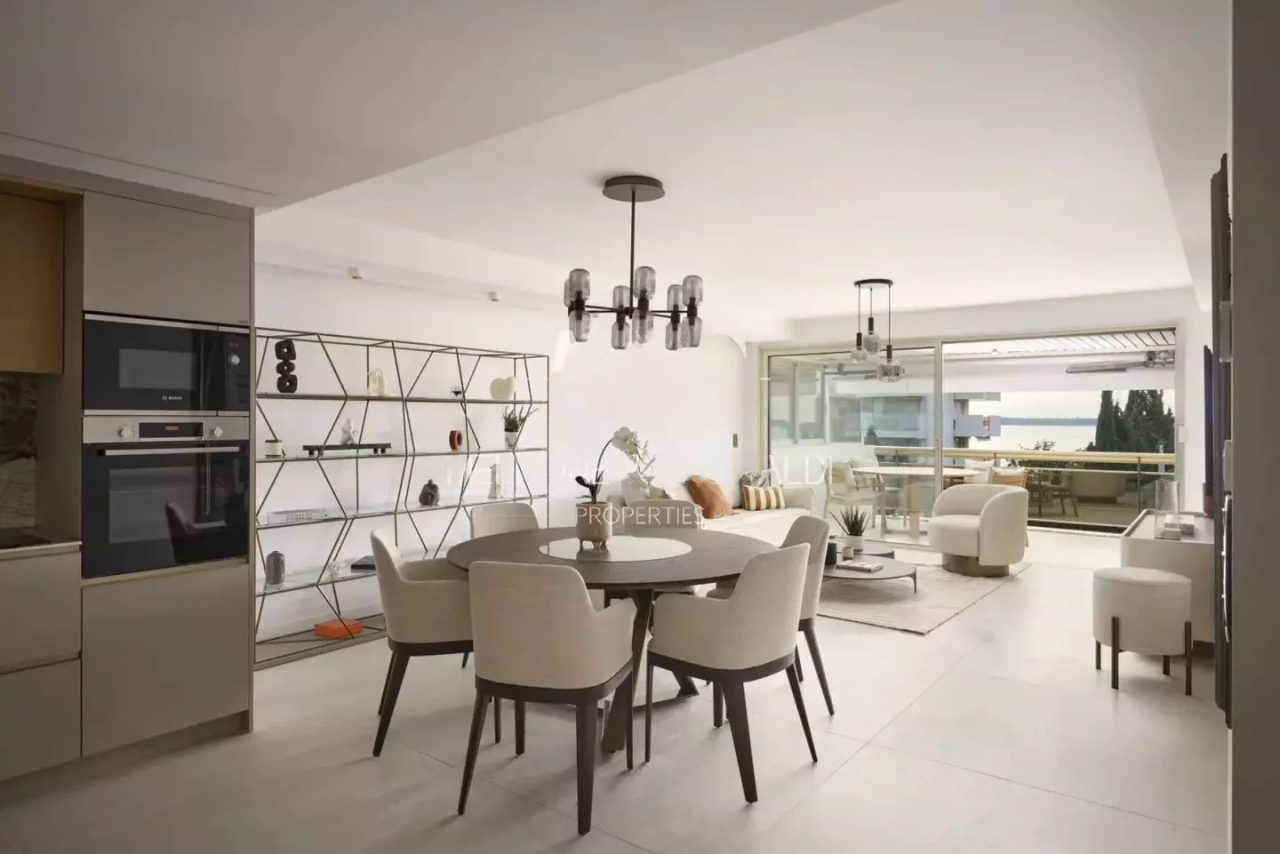 Flat in Cannes, France, 100 m² - picture 7