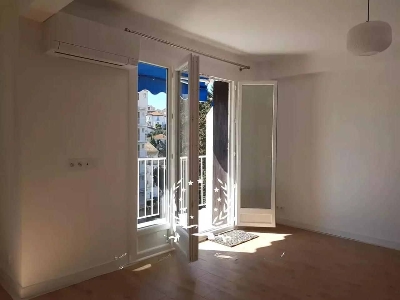 Flat in Cannes, France, 59 m² - picture 9