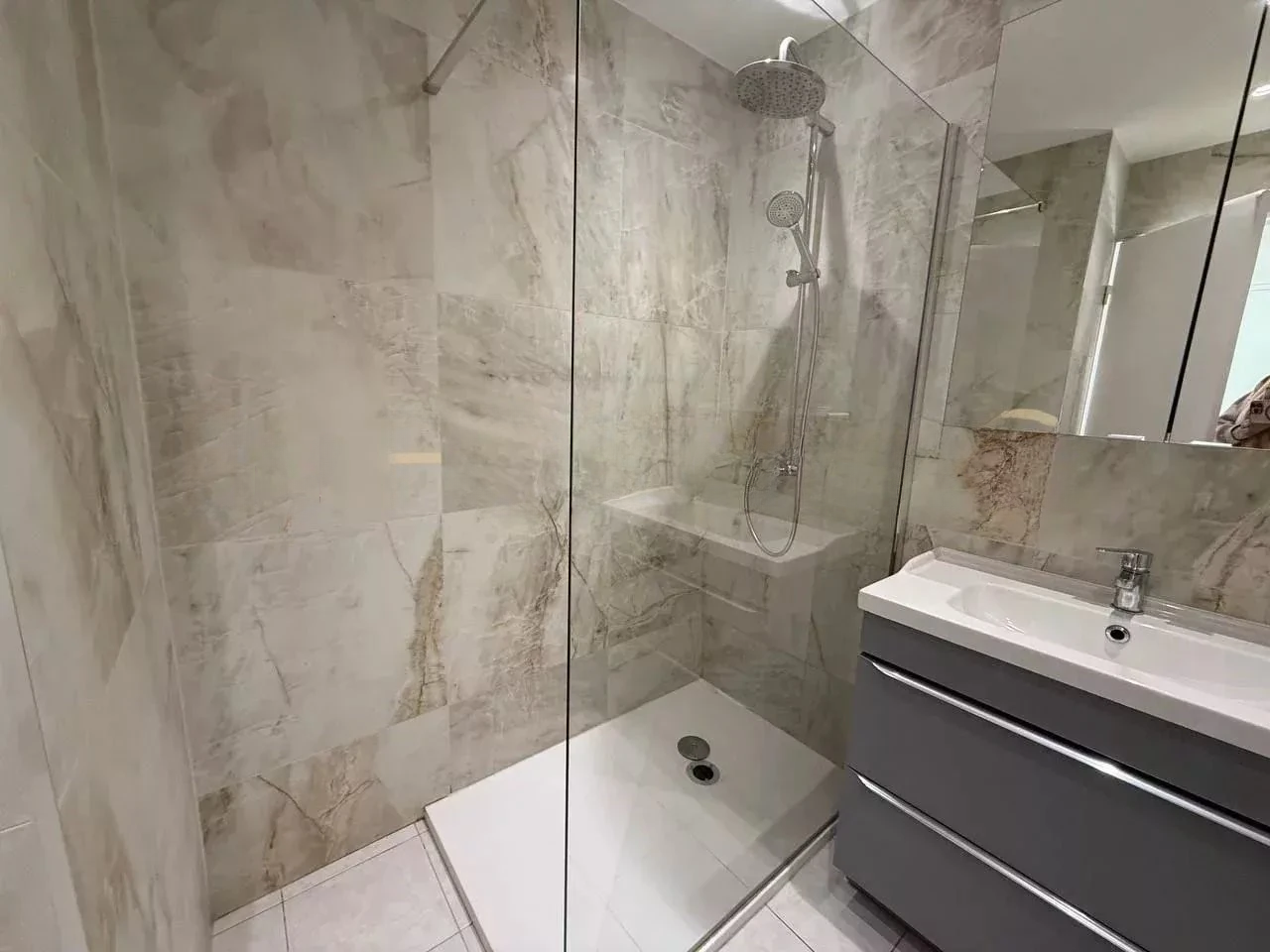 Flat in Cannes, France, 70 m² - picture 9