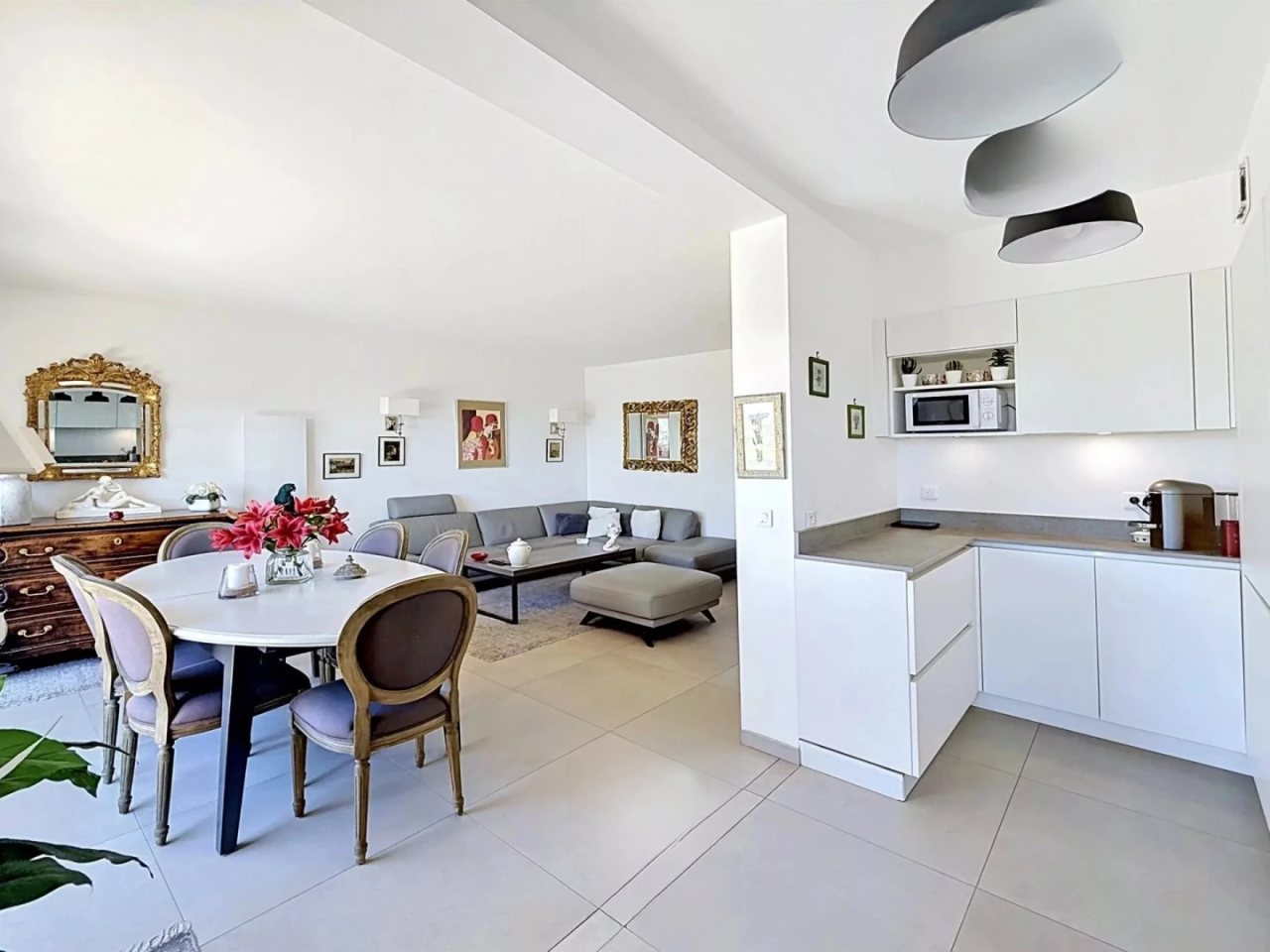 Flat in Cannes, France, 74 m² - picture 11