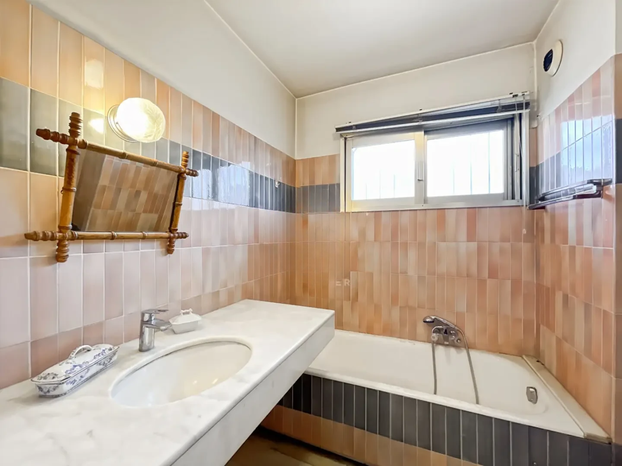 Flat in Cannes, France, 84 m² - picture 15