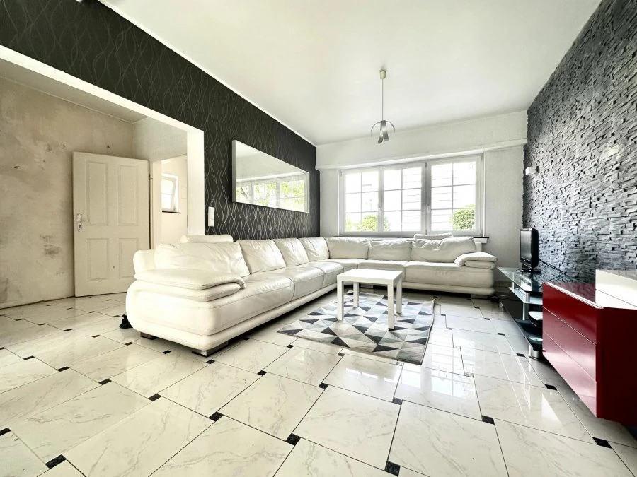 Flat in Luxembourg, Luxembourg, 170 m² - picture 2