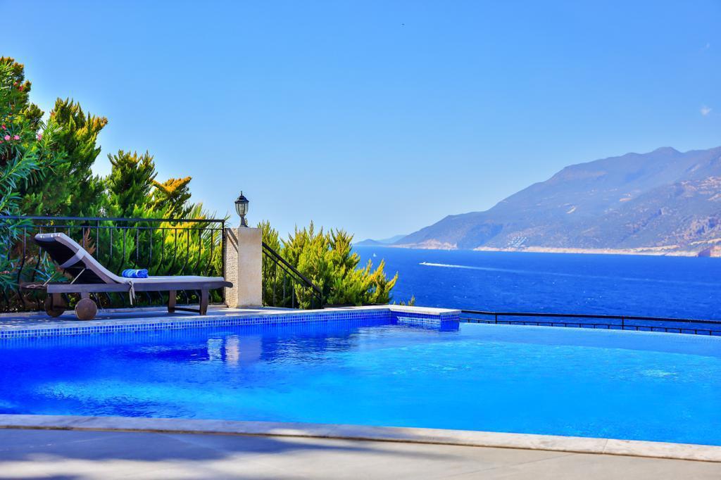 Villa in Kaş, Turkey, 250 m² - picture 1