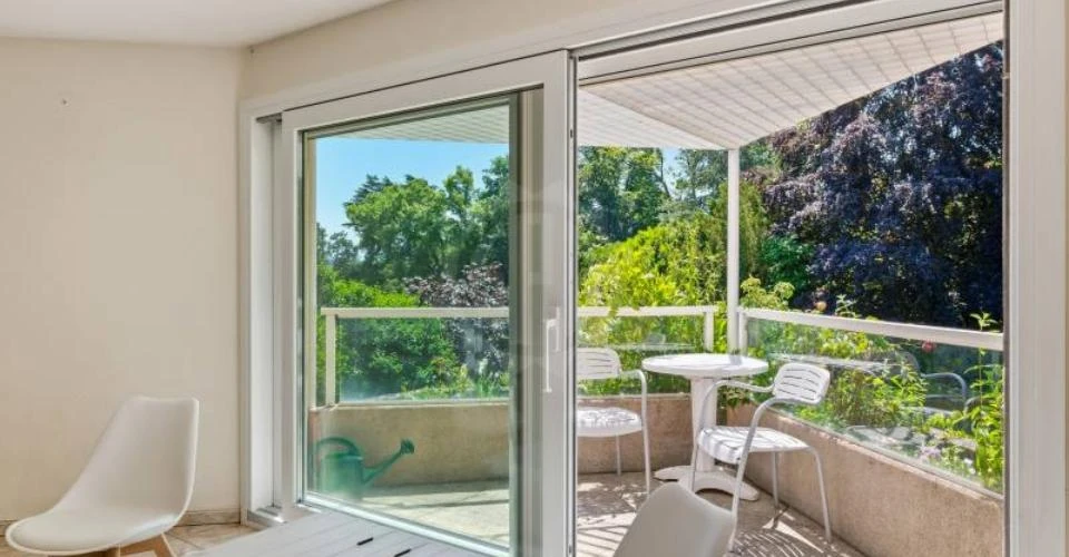 Flat in Geneva, Switzerland - picture 5