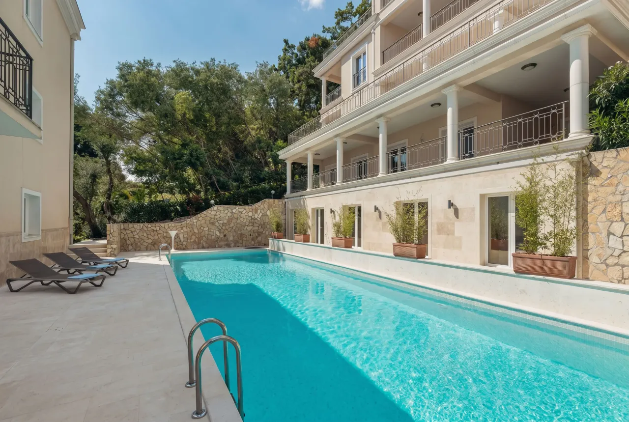Flat in Herceg-Novi, Montenegro, 158.3 m² - picture 1