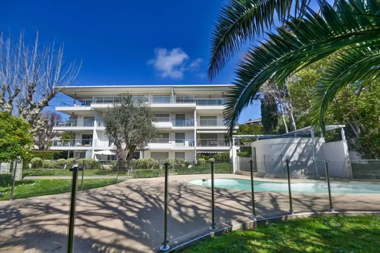 Appartamento a Cannes, Francia, 82 m² - foto 1