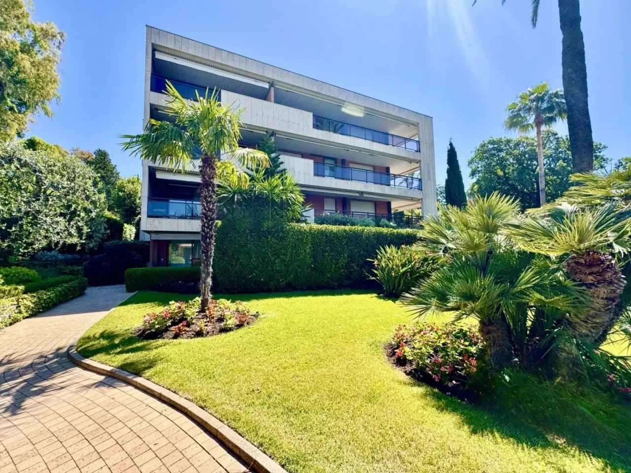 Flat in Cannes, France, 50 m² - picture 3