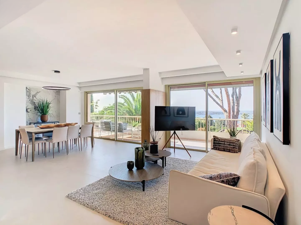 Appartement à Cannes, France, 121 m² - image 1