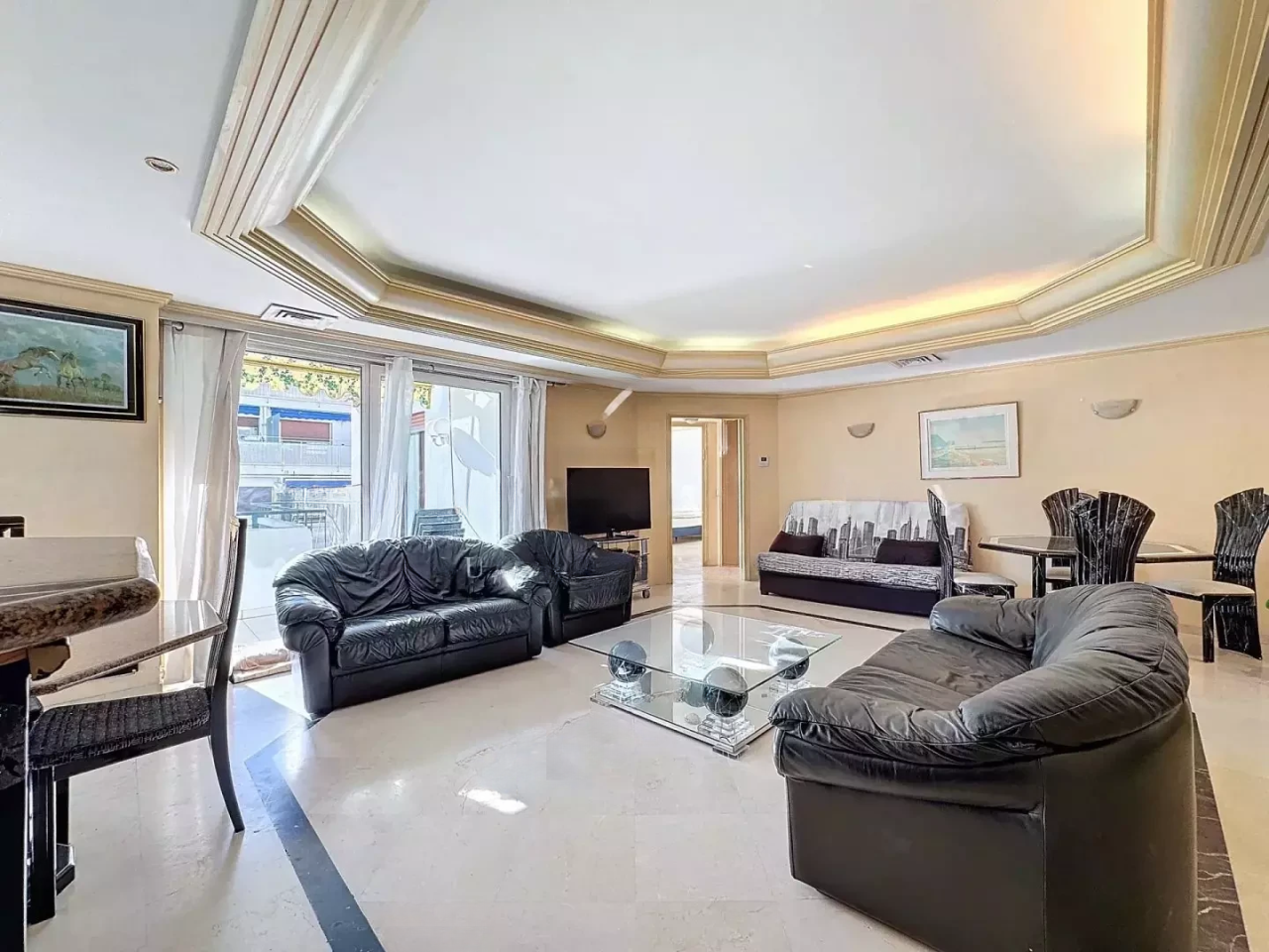 Flat in Cannes, France, 106 m² - picture 2