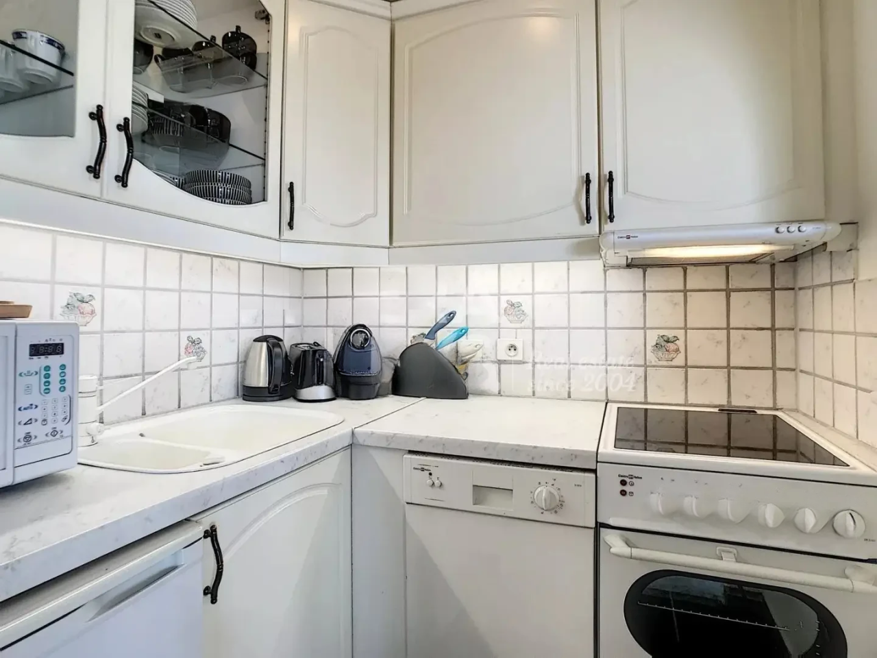 Flat in Cannes, France, 43 m² - picture 3
