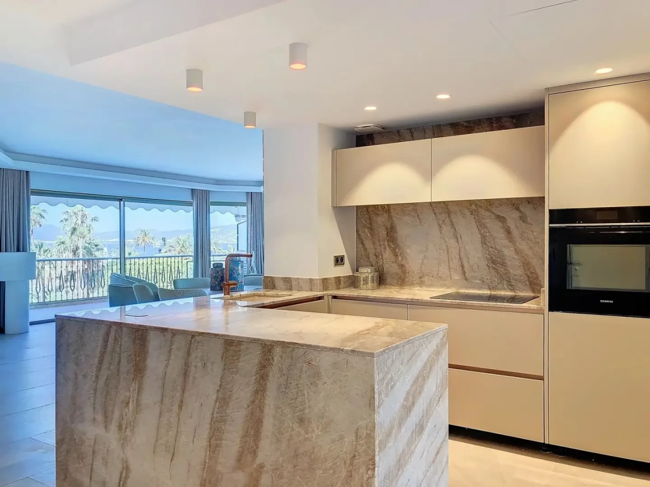 Appartement à Cannes, France, 95 m² - image 4