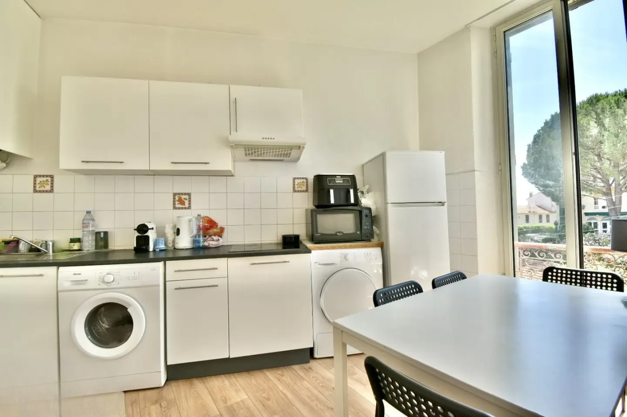 Flat in Cannes, France, 35 m² - picture 5