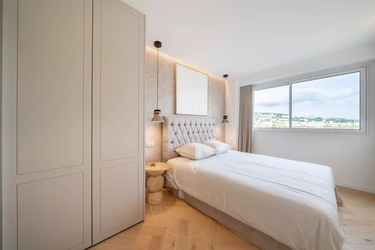 Flat in Cannes, France, 95 m² - picture 5