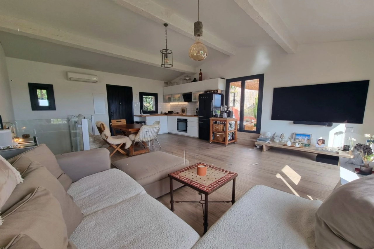 House in Cannes, France, 70 m² - picture 6