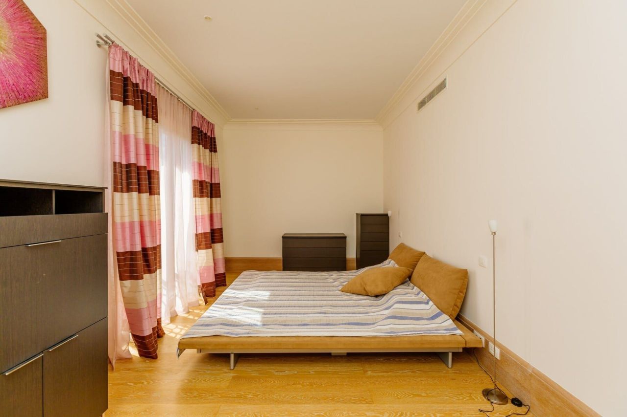 Appartement à Tivat, Monténégro, 240 m² - image 9