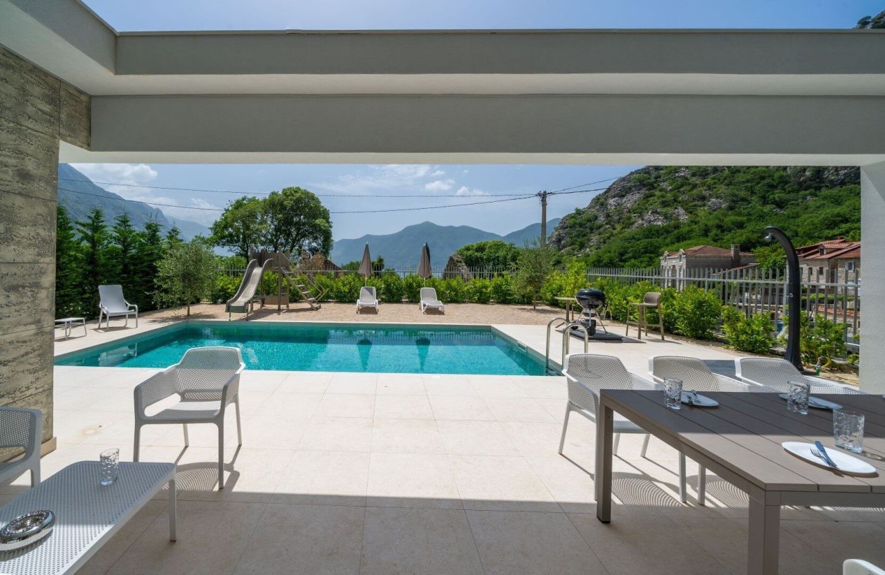 Maison à Orahovac, Monténégro, 250 m² - image 12