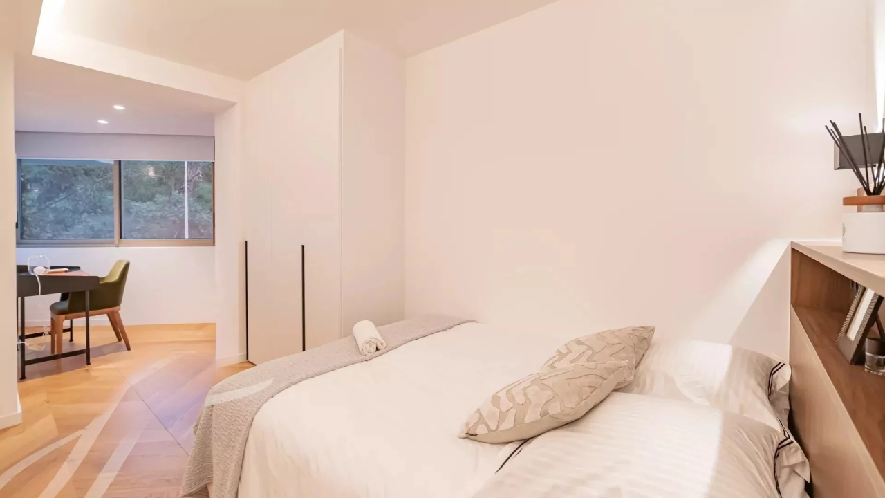 Flat in Cannes, France, 140 m² - picture 11